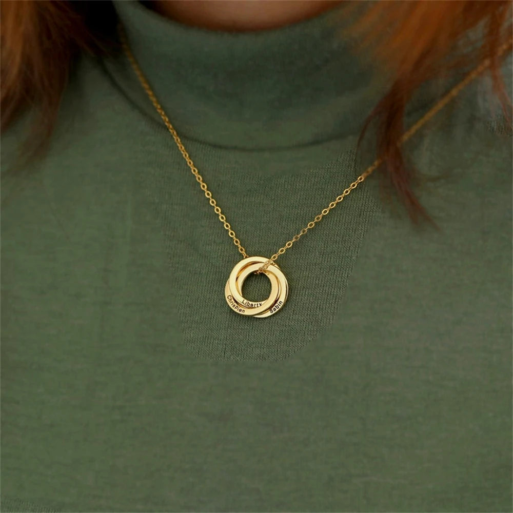 Collar Aros Entrelazados Personalizado con Nombres